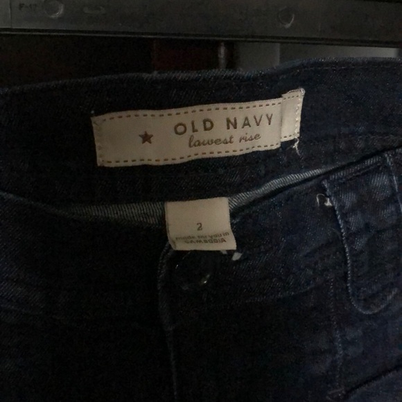 Old Navy - Low Rise Jean Shorts - Picture 5 of 5
